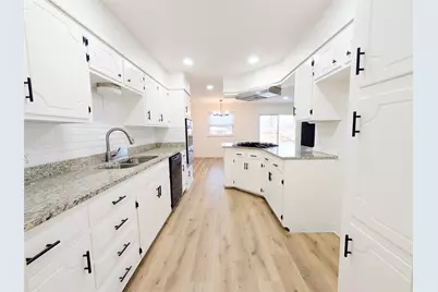 5705 Waits Avenue, Fort Worth, TX 76133 - Photo 12