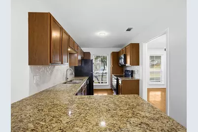 3838 Crestpark Drive, Farmers Branch, TX 75244 - Photo 20