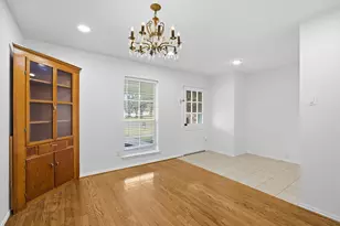 3838 Crestpark Dr, Farmers Branch, TX 75244 - Photo 24