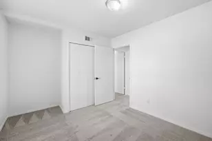 3838 Crestpark Dr, Farmers Branch, TX 75244 - Photo 32