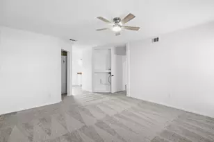 3838 Crestpark Dr, Farmers Branch, TX 75244 - Photo 34