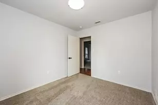 2002 Harwell St, Grapevine, TX 76051 - Photo 20