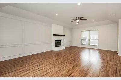 2002 Harwell Street, Grapevine, TX 76051 - Photo 6