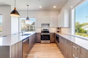 1536 Holly Ave, Dallas, TX 75204 - Photo 6