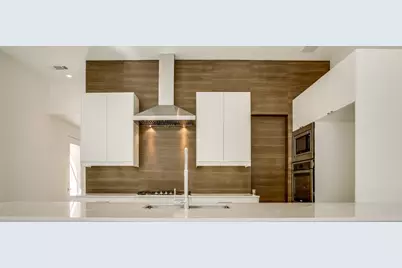 5801 Bryan Parkway, Dallas, TX 75206 - Photo 2