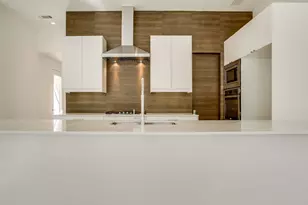 5801 Bryan Pkwy, Dallas, TX 75206 - Photo 2