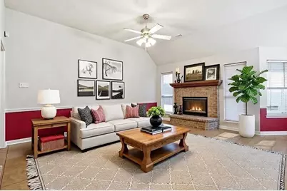 1312 Crows Nest Court, Azle, TX 76020 - Photo 14