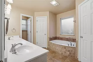 1312 Crows Nest Ct, Azle, TX 76020 - Photo 26