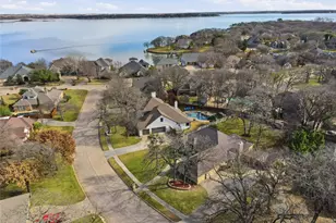 1312 Crows Nest Ct, Azle, TX 76020 - Photo 36