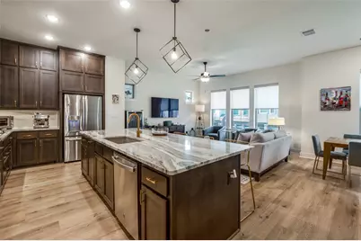 1053 Manacor Lane, Dallas, TX 75212 - Photo 6