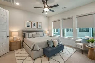 1053 Manacor Ln, Dallas, TX 75212 - Photo 8