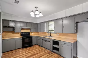 229 Bois D Arc St, Canton, TX 75103 - Photo 8