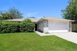 6421 Alta Vista Dr, Watauga, TX 76148 - Photo 1