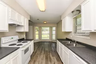 6421 Alta Vista Dr, Watauga, TX 76148 - Photo 12