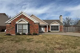 1517 Huntington Dr, Mesquite, TX 75149 - Photo 1