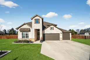 596 Randys Wy, Pilot Point, TX 76258 - Photo 2