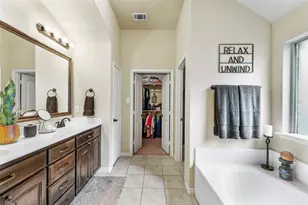 5857 Pearl Oyster Ln, Fort Worth, TX 76179 - Photo 18