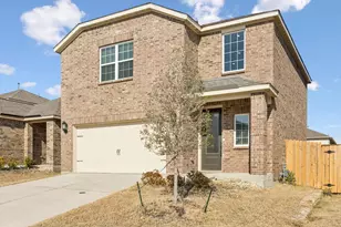 1210 Bullock Dr, Princeton, TX 75407 - Photo 2