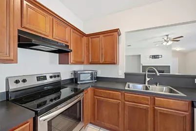 1665 Crown Point Drive, Little Elm, TX 75036 - Photo 6