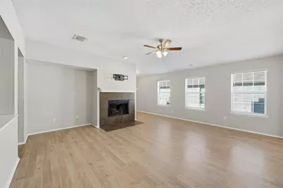 1665 Crown Point Drive, Little Elm, TX 75036 - Photo 4