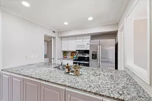 5930 Birchbrook Dr, Dallas, TX 75206 - Photo 12