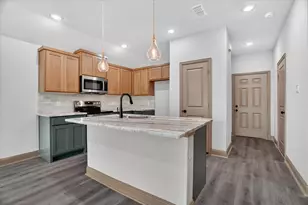 468 Peace Lily Wy, Tolar, TX 76476 - Photo 2