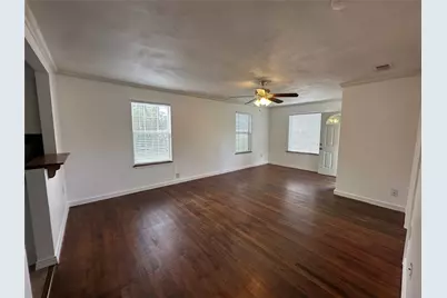 5808 Ellison Avenue, Haltom City, TX 76117 - Photo 6