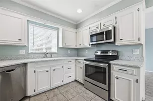 1901 Bluebird Ave, Fort Worth, TX 76111 - Photo 10