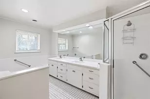 1901 Bluebird Ave, Fort Worth, TX 76111 - Photo 20