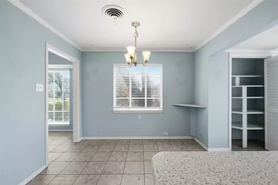 1901 Bluebird Avenue, Fort Worth, TX 76111 - Photo 14