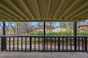 1901 Bluebird Ave, Fort Worth, TX 76111 - Photo 30