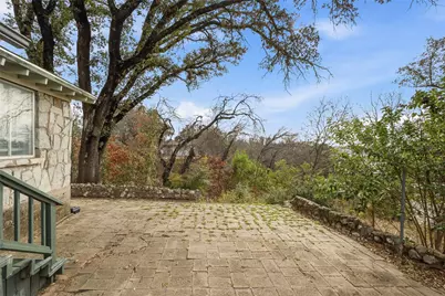 1901 Bluebird Avenue, Fort Worth, TX 76111 - Photo 36