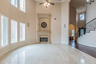 1018 Pedernales Trail, Irving, TX 75063 - Photo 4