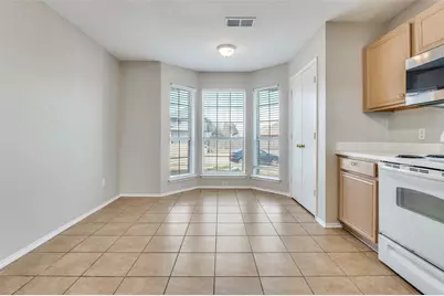 800 Ponselle Drive, Arlington, TX 76001 - Photo 16