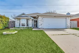 800 Ponselle Dr, Arlington, TX 76001 - Photo 1