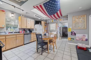 2007 S 7th St, Waco, TX 76706 - Photo 4