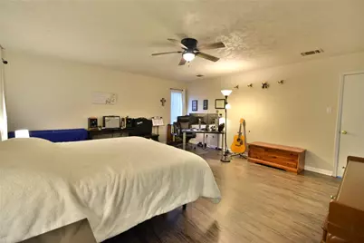 9012 Bontura Road, Granbury, TX 76049 - Photo 16