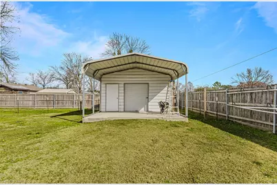 943 Gibbard Avenue, Wills Point, TX 75169 - Photo 32