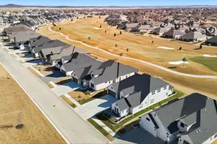 11301 Drinkwater Dr, Denton, TX 76207 - Photo 38