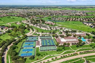 11301 Drinkwater Dr, Denton, TX 76207 - Photo 38