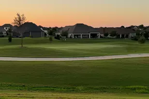 11301 Drinkwater Dr, Denton, TX 76207 - Photo 36