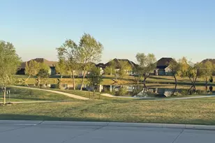 11301 Drinkwater Dr, Denton, TX 76207 - Photo 36