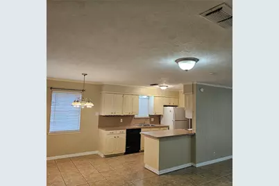 510 E Ovilla, Waxahachie, TX 75167 - Photo 4