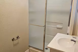 510 E Ovilla, Waxahachie, TX 75167 - Photo 14