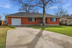 704 N Harrison St, West, TX 76691 - Photo 2