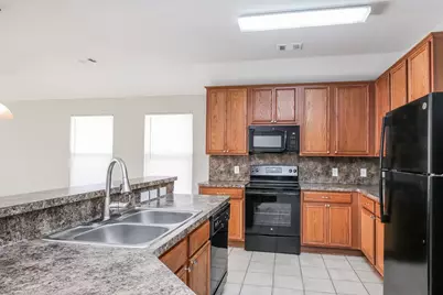 2100 Hayes Street, McKinney, TX 75071 - Photo 6