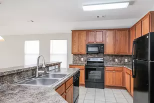 2100 Hayes St, McKinney, TX 75071 - Photo 6