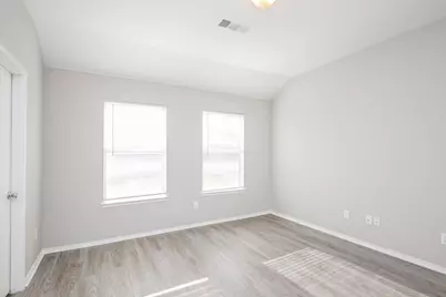 2100 Hayes Street, McKinney, TX 75071 - Photo 8