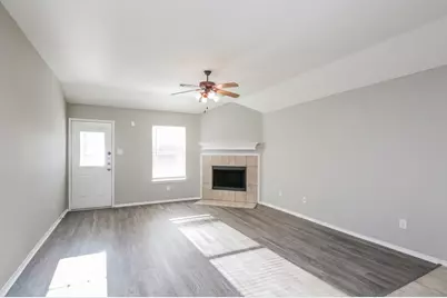 2100 Hayes Street, McKinney, TX 75071 - Photo 2