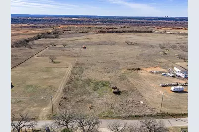 41106 Mitchell Bend Court, Granbury, TX 76048 - Photo 16